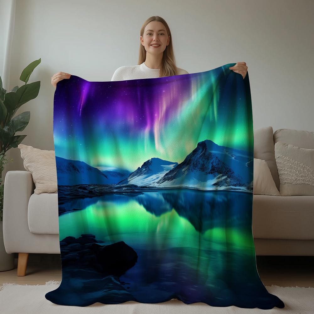 HUNXIAOJ Northern Lights Blanket Aurora Borealis Throw Blanket Northern Lights Gifts Landscape Decor Warm Soft Flannel for Girls Boys Women Teens Adults Bed Sofa Couch (50 in x 60 in)