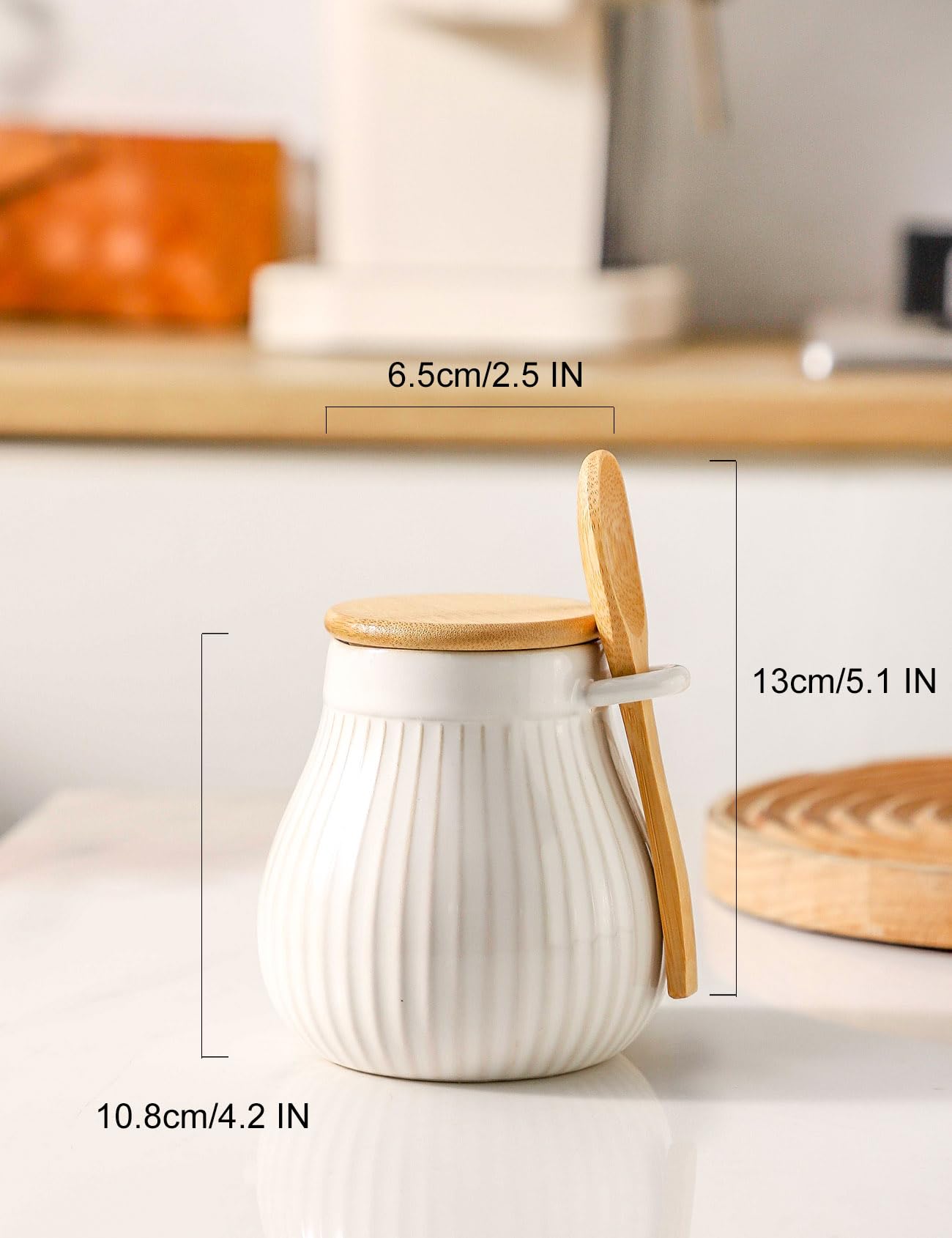 TEAKISS Sugar Bowl with Wooden Lid and Spoon, Ceramic Sugar Container for Coffee Bar, Sugar Jar Holder Sugar Dispenser Bowl for Sea Salt, Spice and Sugar, Glazed White