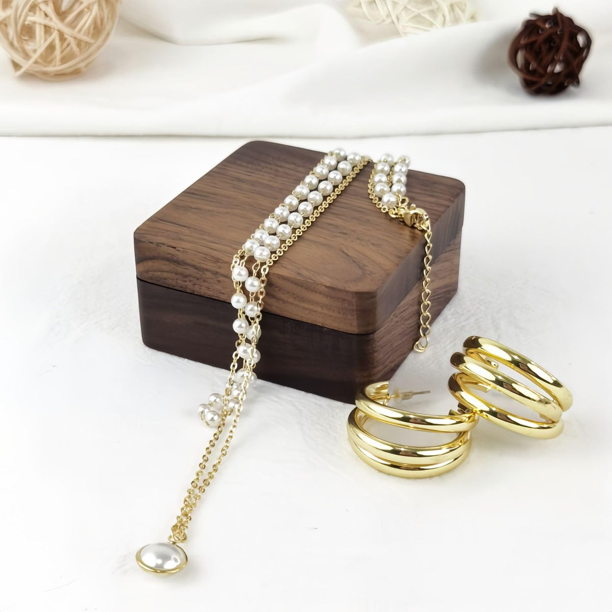RUOMOODDZ Wooden necklace box necklace gift box for her necklace case men small necklace boxes for jewelry gift necklace jewelry gift boxes wooden pendant box Anniversary Birthday Christmas Gift Box