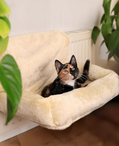 lionto Cat heating lounger with cuddly plush cover, warm cat bed for hanging with metal hooks for all common heaters, washable cat hammock made of cozy material, beige