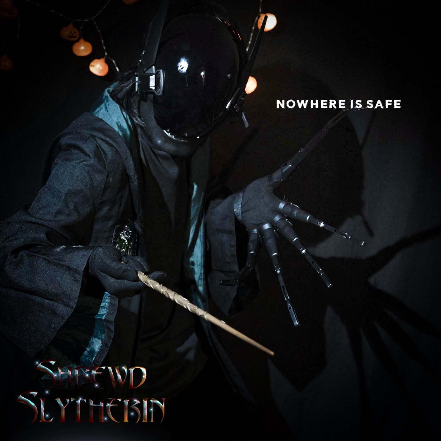 Halloween Articulated Fingers with Protective Gloves, Articulated Finger Extensions, Finger Claw with Protective Gloves, Scary and Flexible Skeleton Claws Hands, Halloween Props for Any Costume, Black