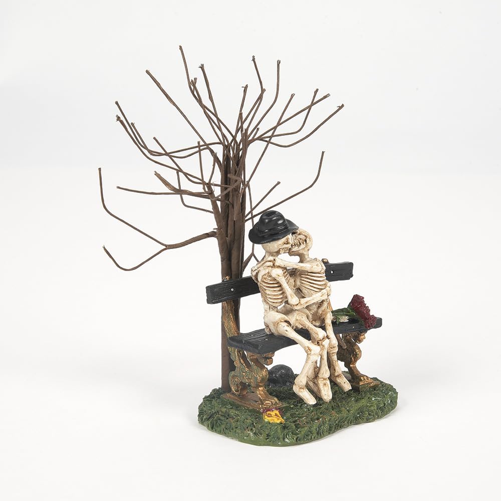 Department 56 Resin Halloween Accessories for Village Collections Kiss of Death Figurine, 5.71-Inch, Multicolor