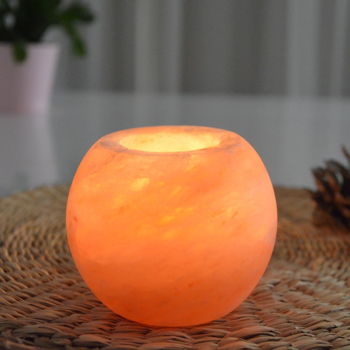 Zen'Light Himalayan Salt Crystal Candle Holder Sphere 900 g – 100% Genuine Natural Himalayan Salt Crystal – Hand Carved – Candle Holder Made of Quality Natural Material – Rounded Shape
