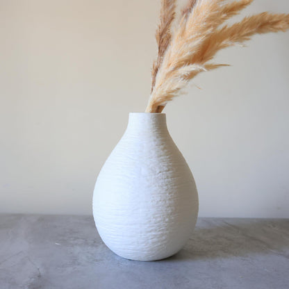 bewbews Snow Inspired Flower Vase, Ceramic Vases, White Vases, Minimalist Design for Elegant Home Decor for Coffee Table, Office Desk, Living Room, Mantel, Bedroom, Bookshelf Decoration