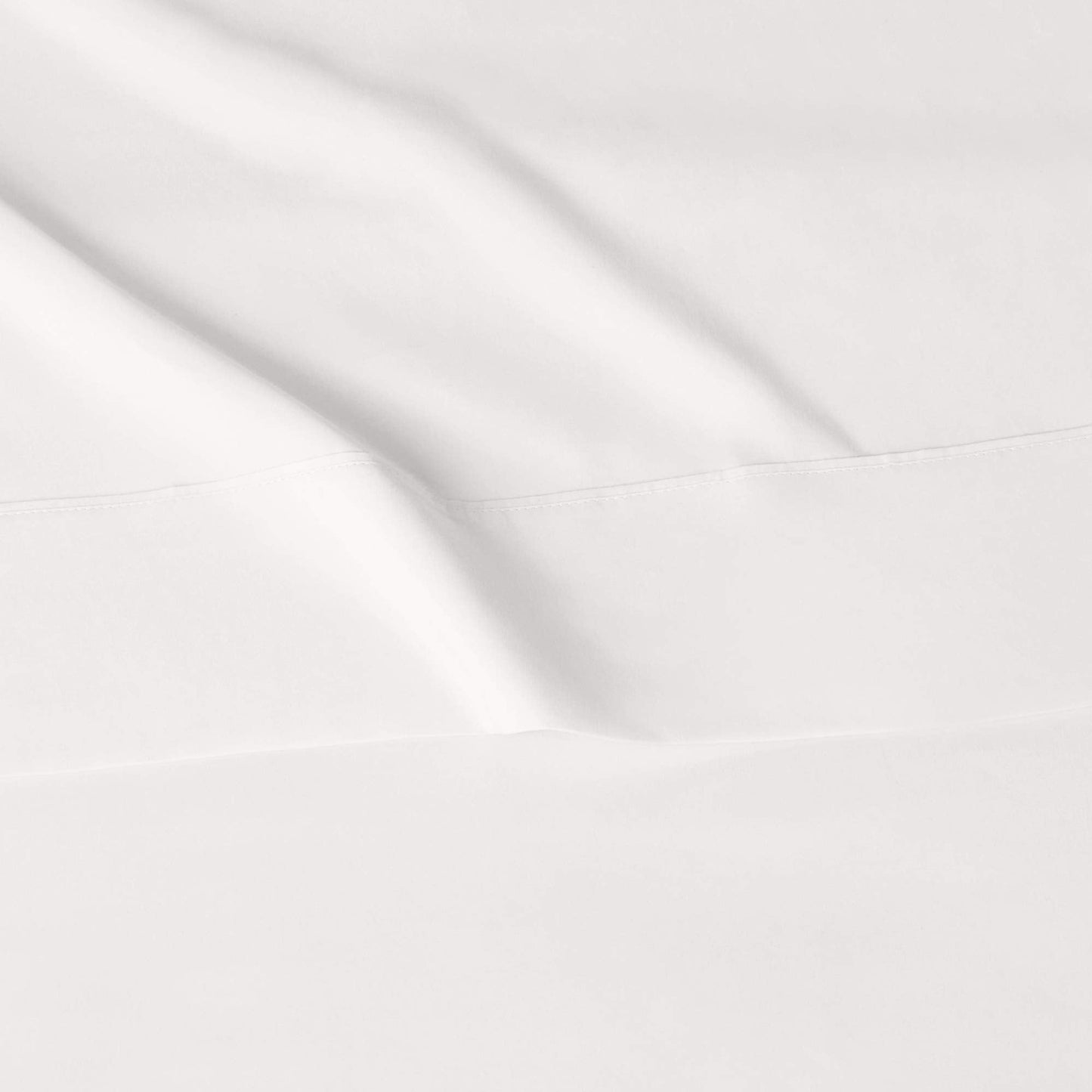 Amazon Basics Lightweight Breathable Wrinkle-Free Brushed Microfiber 3 Piece Bed Sheet Set with 14-Inch Deep Pockets, Twin, Cream, Solid