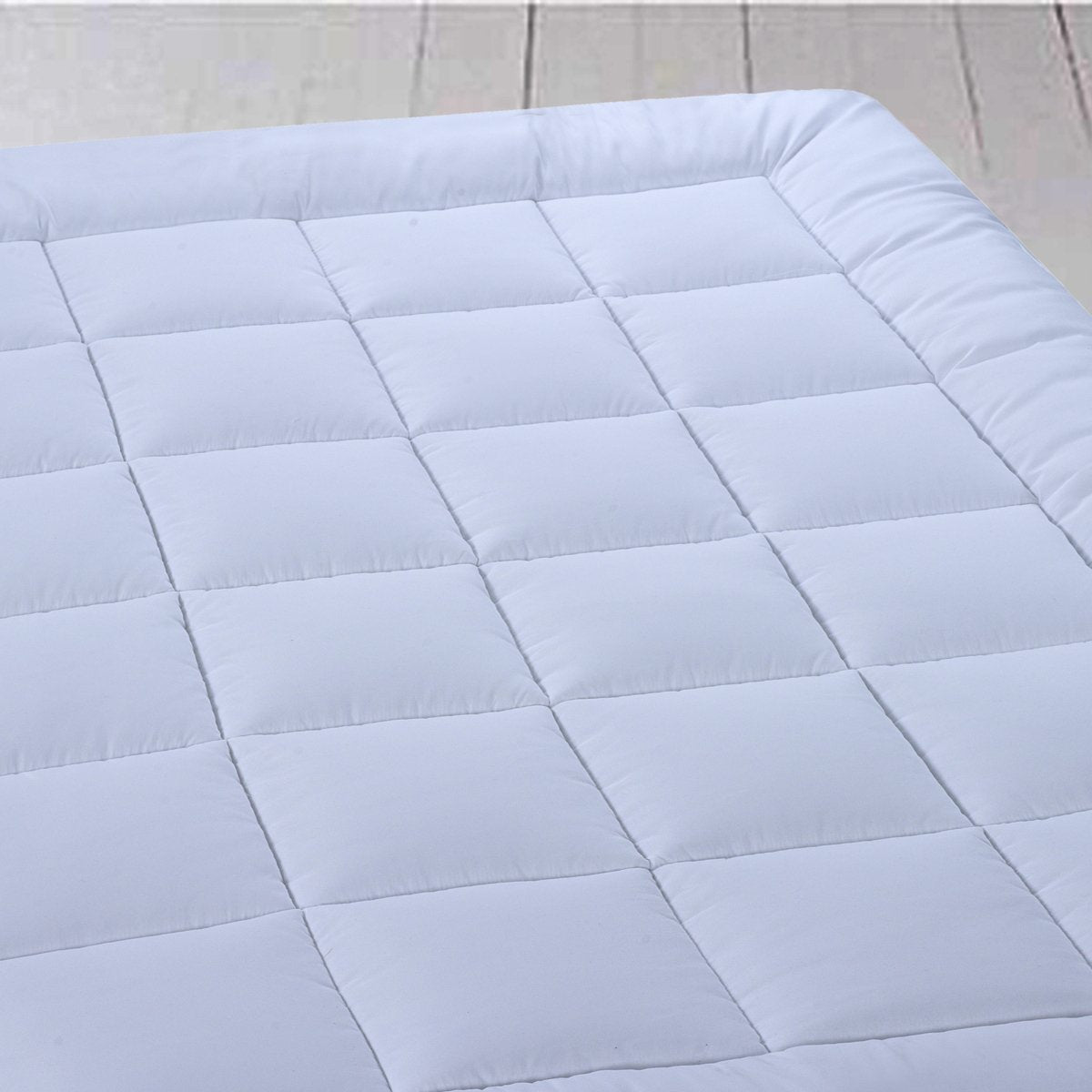 Royal Hotel Bedding Mattress Topper, Full, 2 Inches Hypoallergenic Overfilled Down Alternative Anchor Bands Mattress Topper