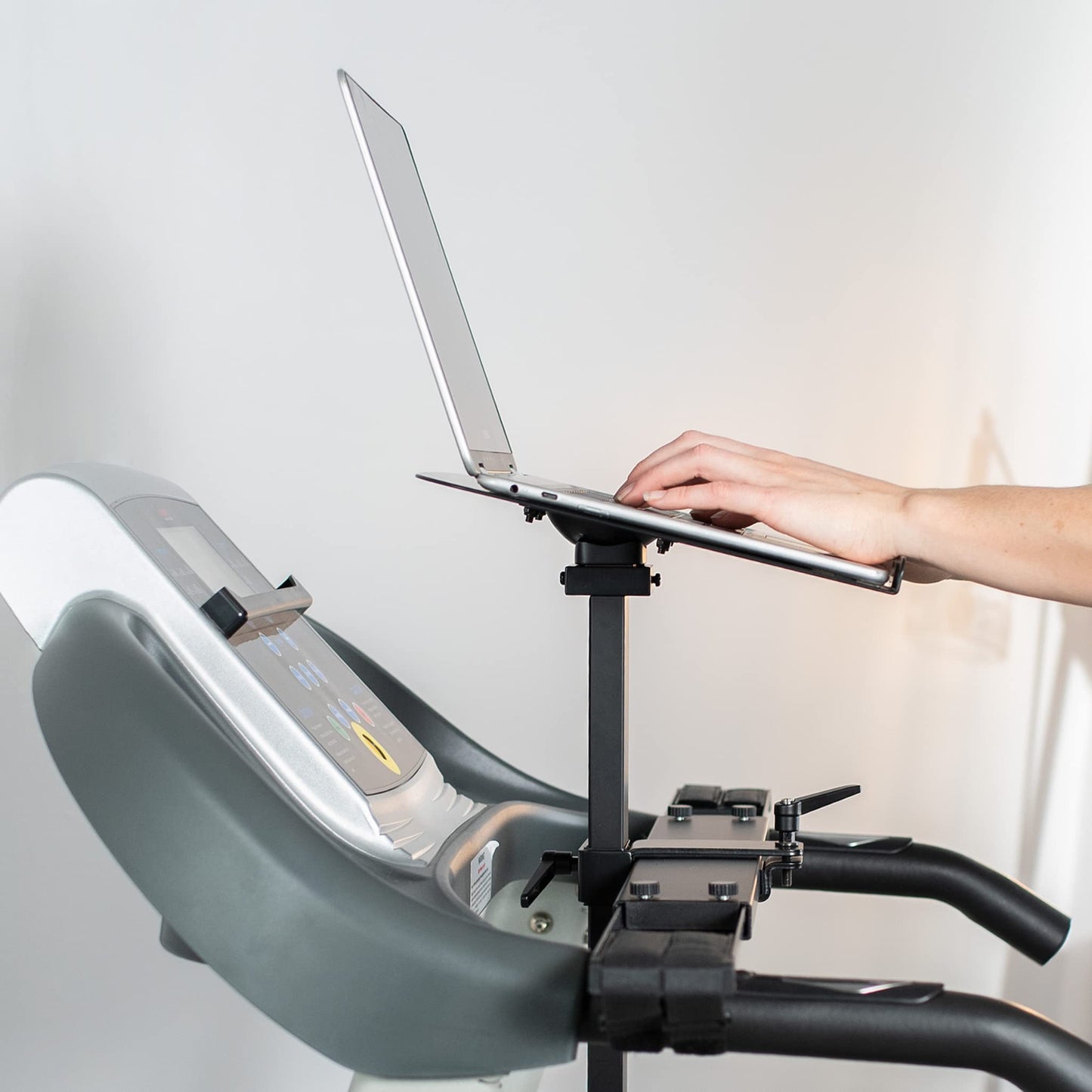 VIVO Universal Laptop Treadmill Desk, Adjustable Ergonomic Notebook Mount Stand for Treadmills Stand-TDML1