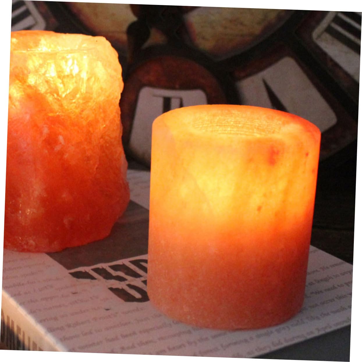 Ciieeo 2pcs Himalayan Crystal Salt Candle Holder Elegant Desktop Ornament for Home Decoration Meditation and Dining Table Decor for Farmhouse and Modern Living Spaces