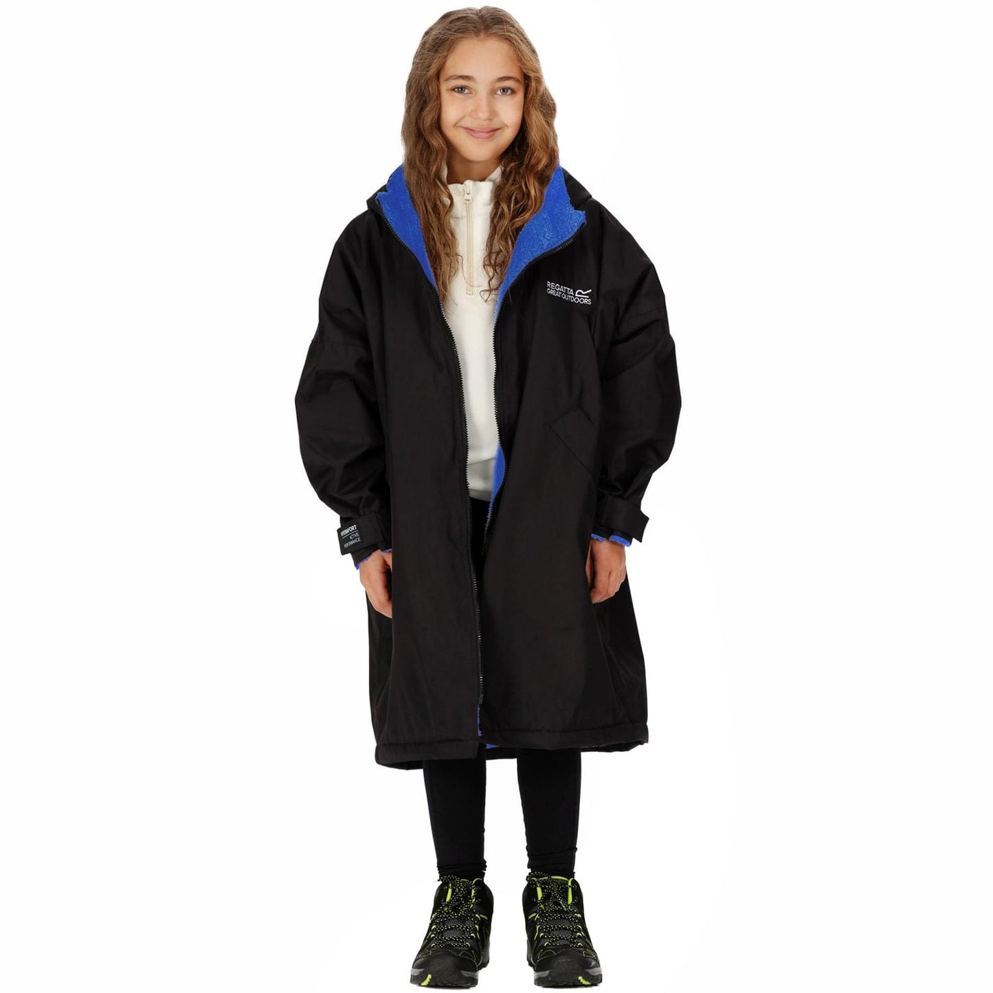 Regatta Kids Junior Waterproof Changing Robe, Borg Lined Changing Robe with Hood - Perfect for Outdoor Water Activities