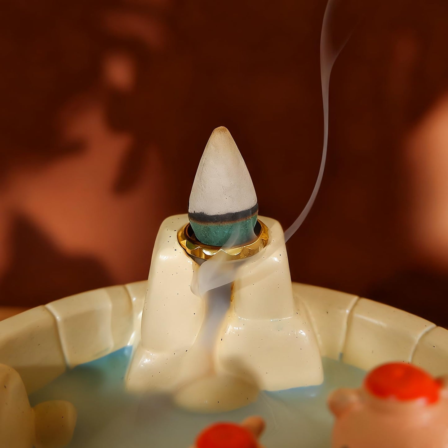 MOUGIGI White Capybara Backflow Incense Holder - Adorable Unique Design with Waterfall Effect for Relaxation & Aromatherapy | Perfect for Energy Cleansing,Yoga,Meditation,Zen Spaces, and Altar Decor