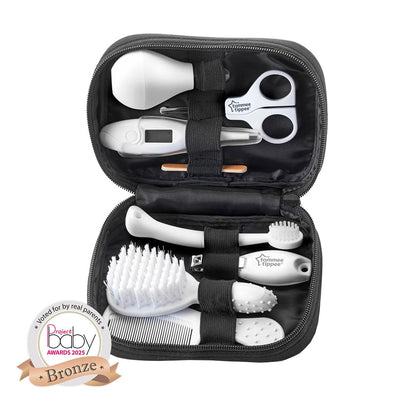 Tommee Tippee Baby Healthcare and Grooming Kit, 9X Essential Newborn Care Items for Home and Travel, Wipe-Clean and Waterproof Travel Case