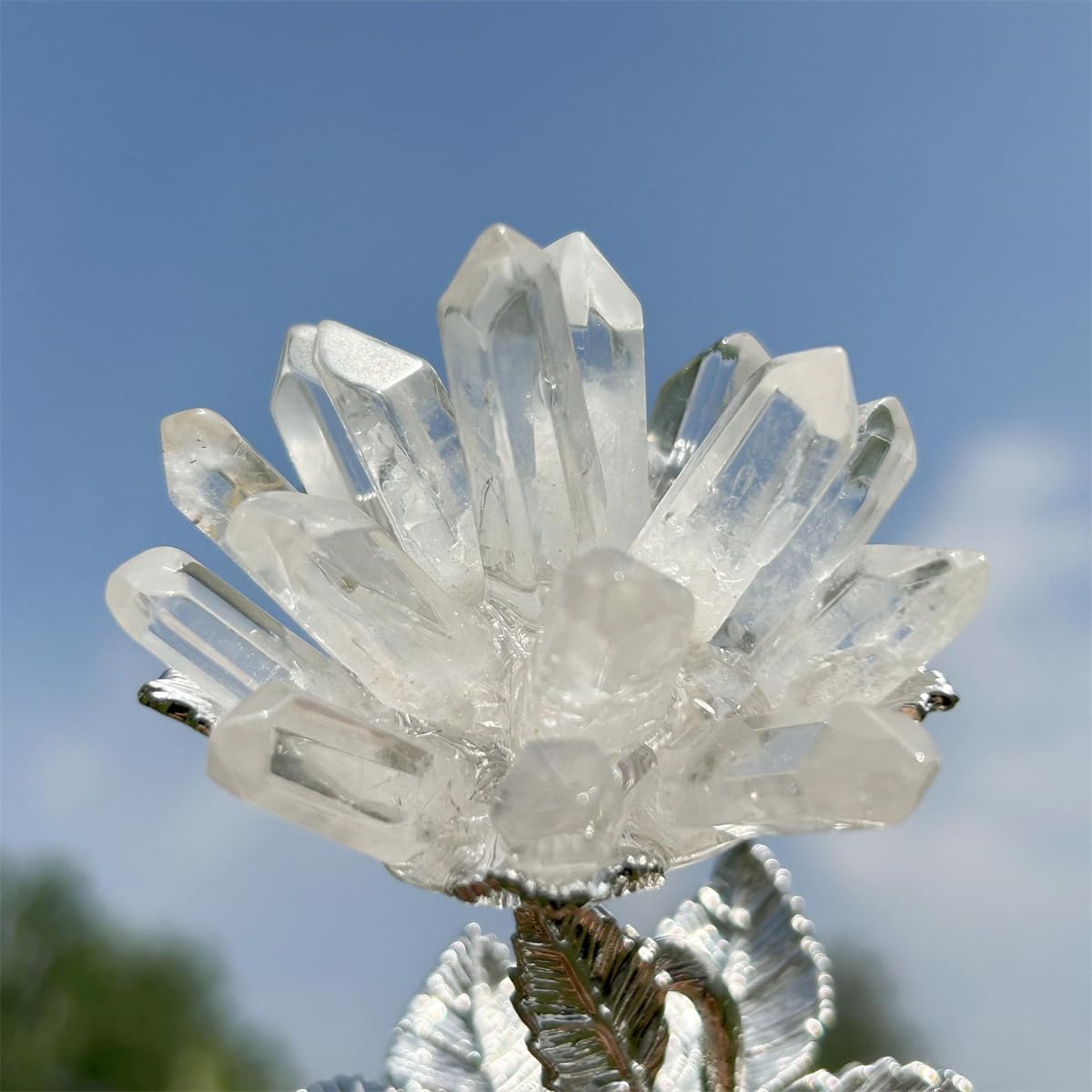 Xzyycyj 3.7" Crystal Tree,Crystal Gifts for Women - Natural Clear Quartz Crystal Cluster Mineral Crystal Flowers Home Decor Gifts Crystals and Stones (Crystal Quartz Silver Stand)