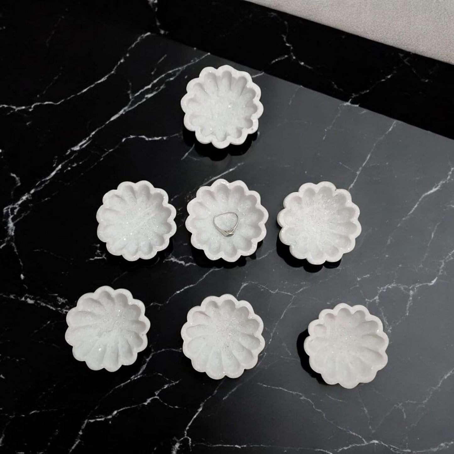 Varenthe HOME Luxury Marble Urli | Marble Key Bowl | Scalloped Fluted Decorative Bowl | Handcrafted Natural Bowl for Home & Festive Decoration | Key Holder (1 Piece)