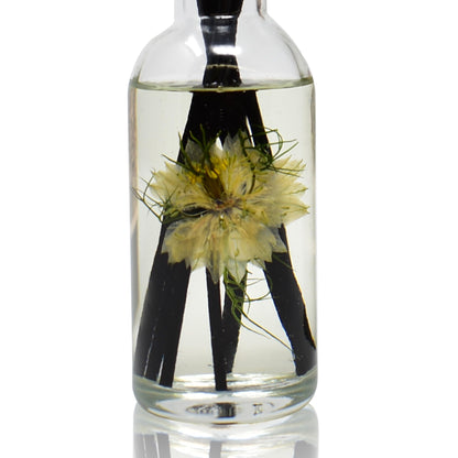 Urban Naturals Tobacco & Vanilla Reed Diffuser Scented Sticks Set | Tobacco Leaf, Bergamot, Vetiver, Bourbon and Vanilla Bean Scented Oils | Decorated with Natural Flowers | Made in The USA