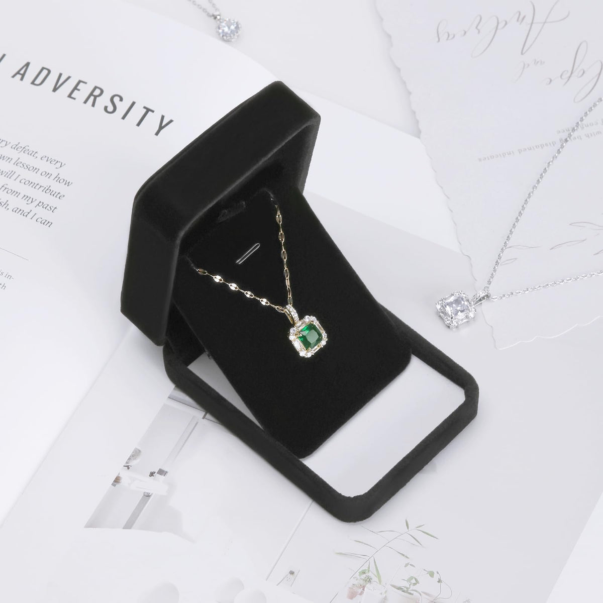 KUKUVR 2 Pieces Classic Velvet Necklace Pendant Box for Jewelry Gift, Small Jewellry Storage Display Case for Wedding Engagement Birthday Anniversary