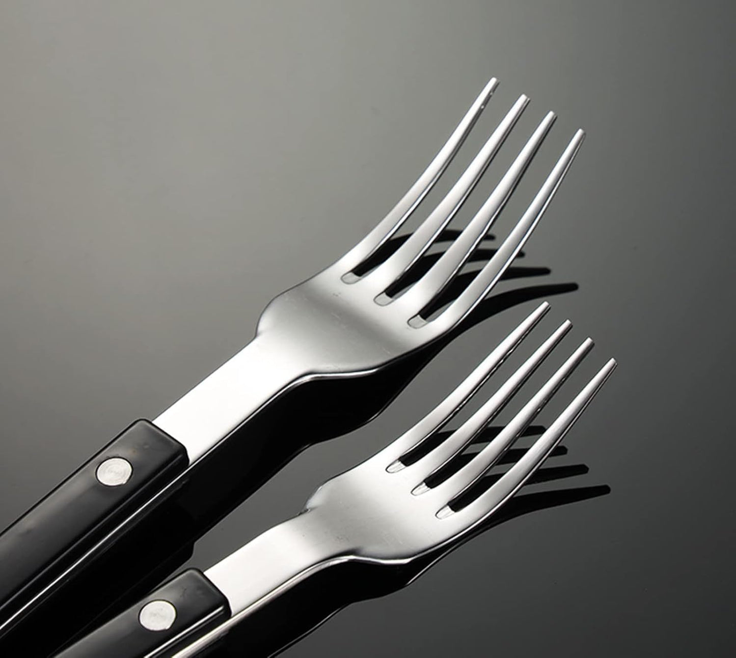 ZILNEHZ Silverware Set 40 Piece White Handle Flatware Cutlery Set for 8, 18/10 Stainless Steel Silverware Utensil Sets Durable Mirror Polished for Home Kitchen Restaurant Wedding Holiday Party