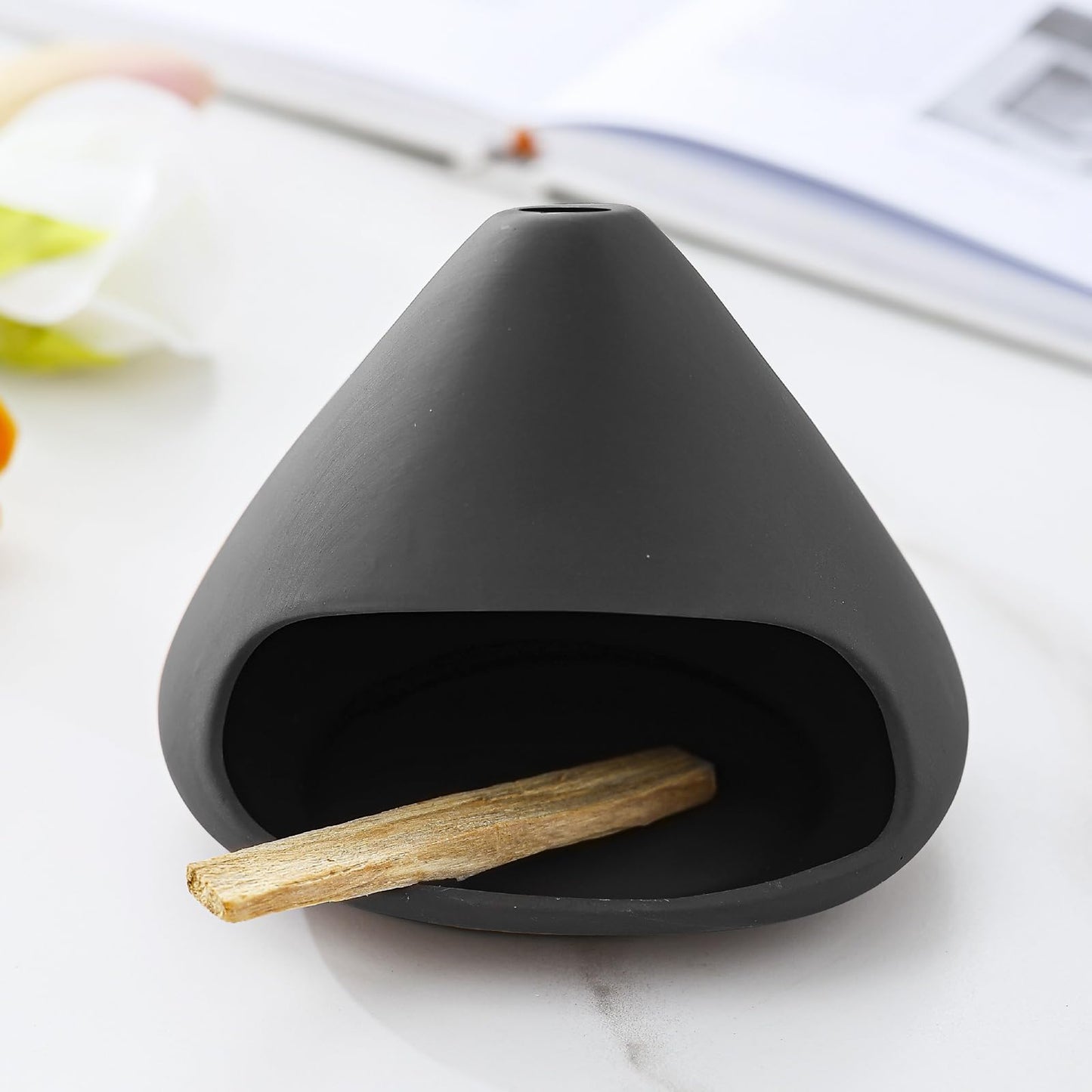 MrMrKura Palo Santo Holder Ceramic Incense Burner Holder Sage Holder for Burning, Ash Catcher Mini Chiminea Unique Home Decor for Meditation/Yoga (Black)