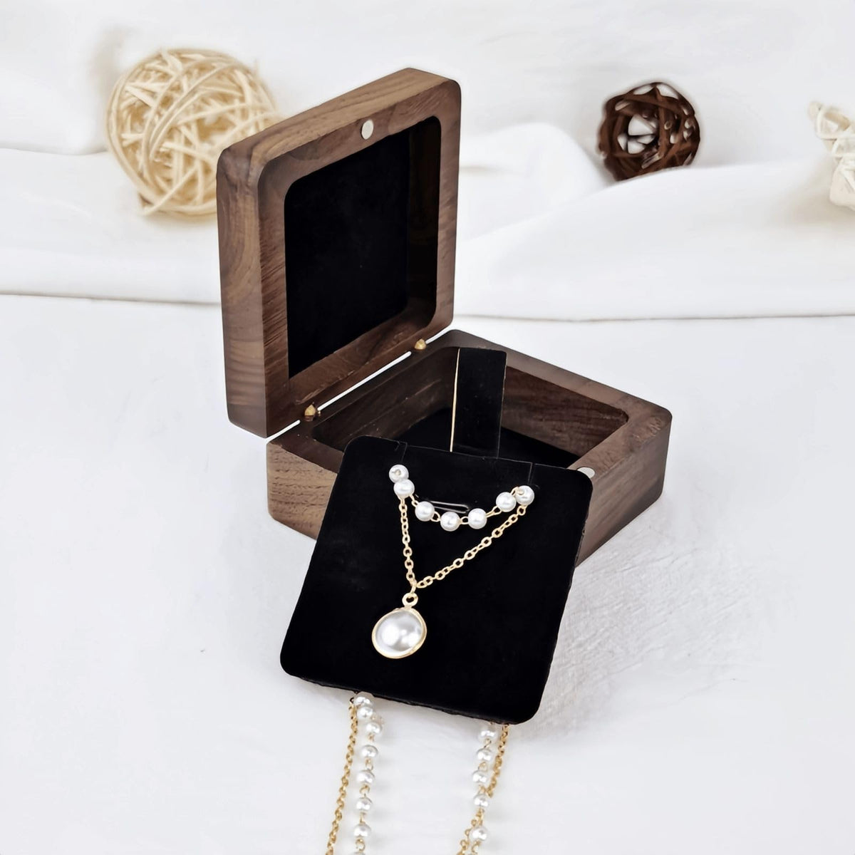 RUOMOODDZ Wooden necklace box necklace gift box for her necklace case men small necklace boxes for jewelry gift necklace jewelry gift boxes wooden pendant box Anniversary Birthday Christmas Gift Box