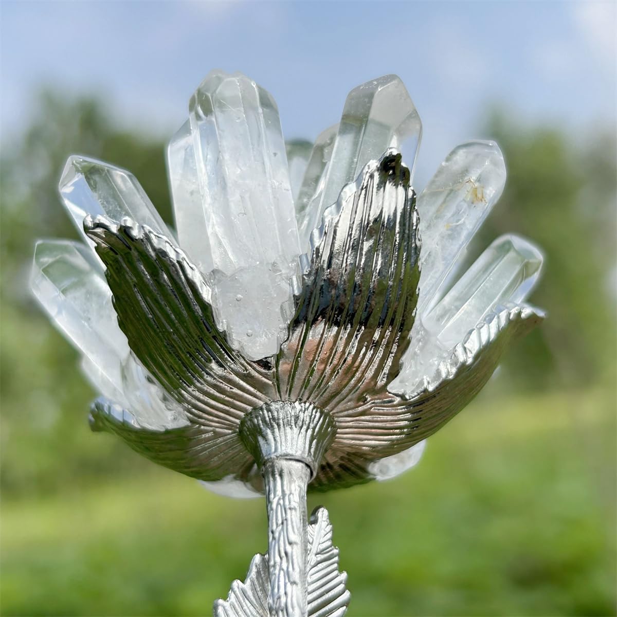 Xzyycyj 3.7" Crystal Tree,Crystal Gifts for Women - Natural Clear Quartz Crystal Cluster Mineral Crystal Flowers Home Decor Gifts Crystals and Stones (Crystal Quartz Silver Stand)