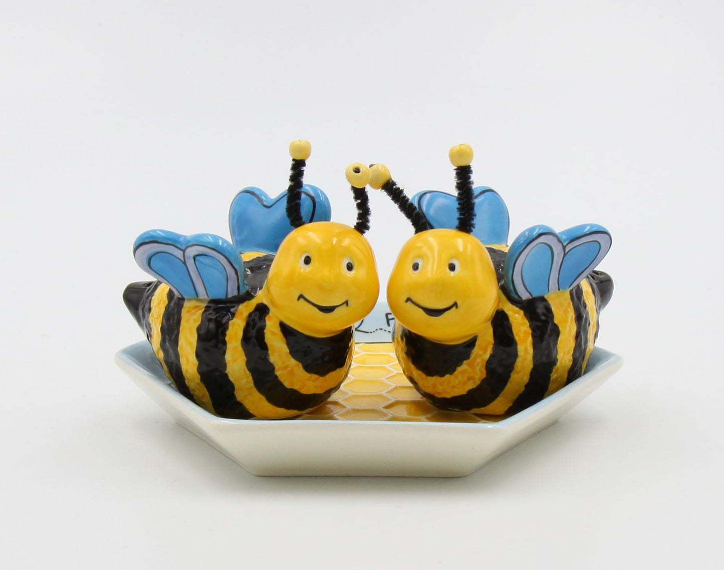 Appletree 2-Inch Ceramic Bee Salt and Pepper with Honeycombed Tray, Yellow