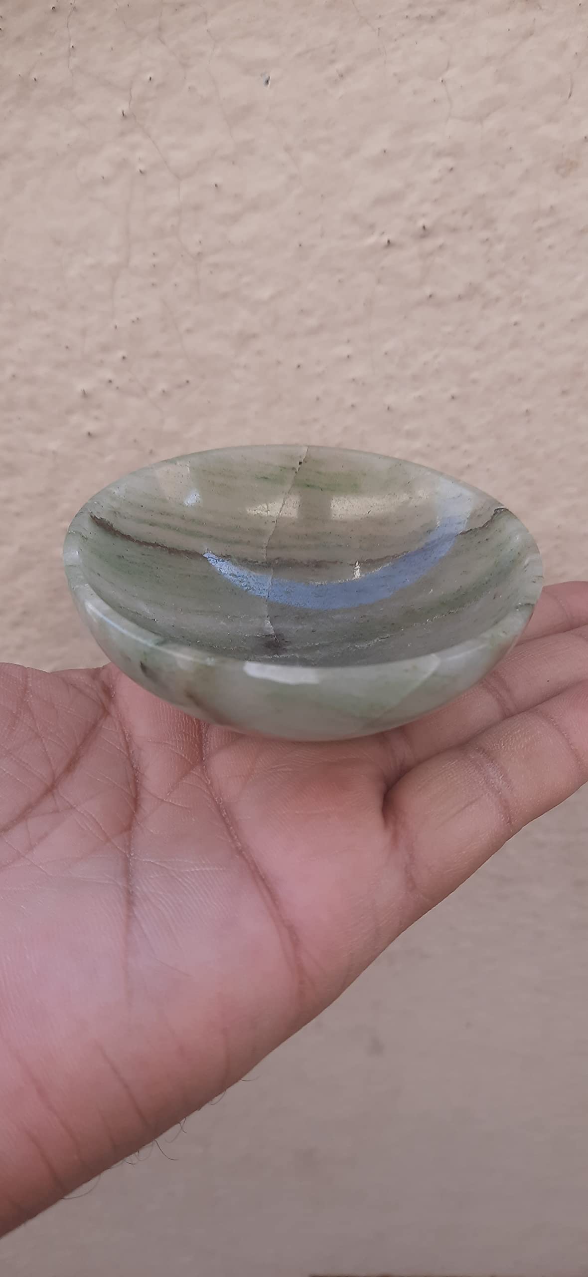 Green Aventurine Bowl Crystal Bowl Agate Stone Gemstone Gem Bowl Hand Carved Polished Healing Bowls Chakras Stones Office Decor Natural Gemstone Gem Bowl Feng Shui Crystal Decor Gifts