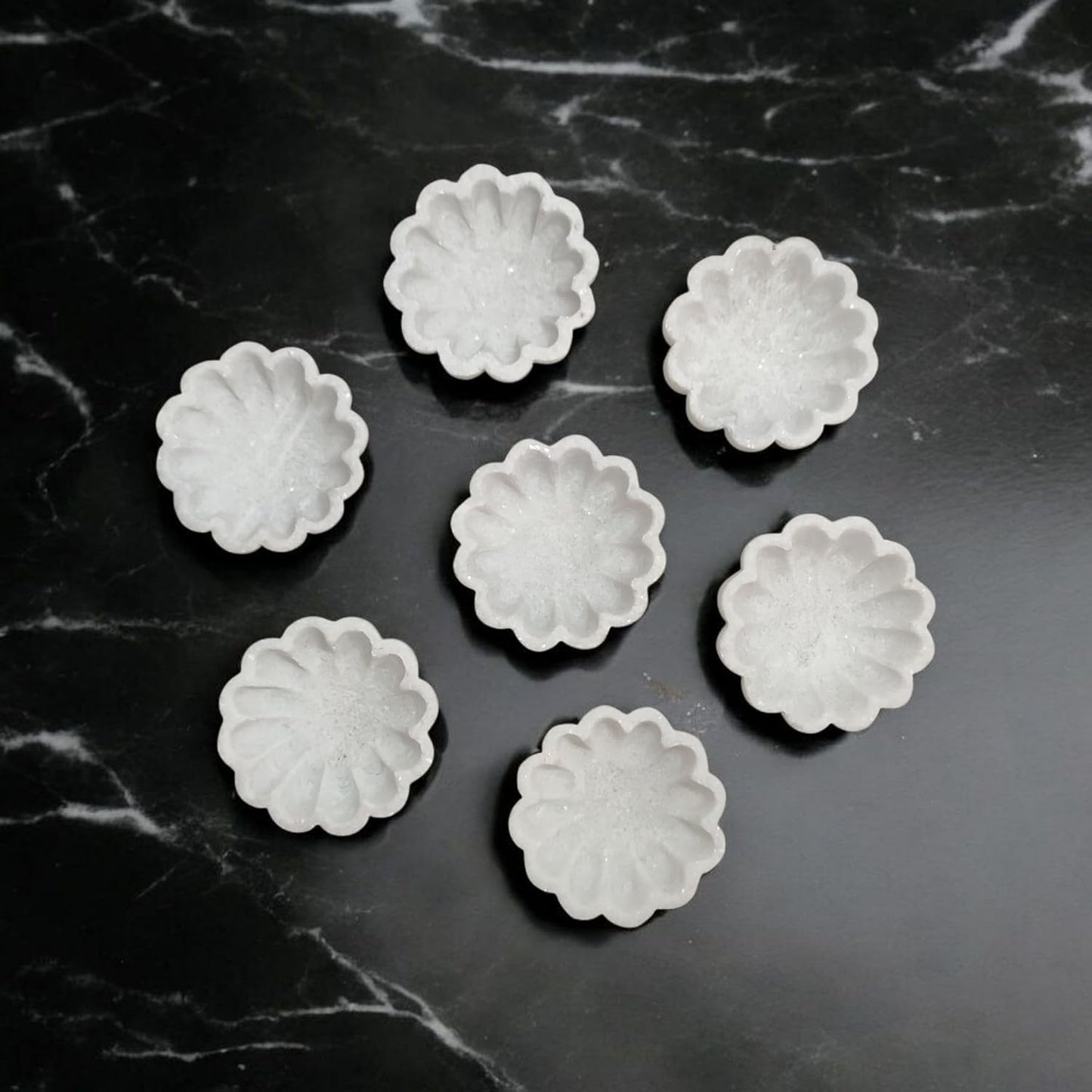 Varenthe HOME Luxury Marble Urli | Marble Key Bowl | Scalloped Fluted Decorative Bowl | Handcrafted Natural Bowl for Home & Festive Decoration | Key Holder (1 Piece)