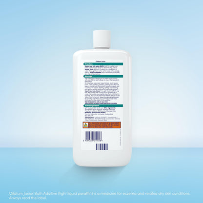 Oilatum Junior, Treatment for Eczema & Dry Skin Conditions, Bath Additive, Protects Skin from Moisture Loss, Fragrance Free, Suitable for Babies & Children, 1 x 600ml