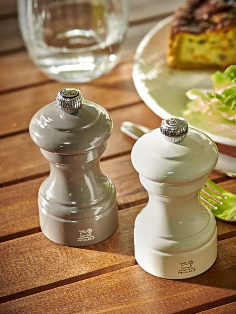 PEUGEOT- Bistro Salt Mill - Classic Salt Grinder - Made with PEFC Certified Wood - Made in France, 10 cm -4 in. Saffron Yellow