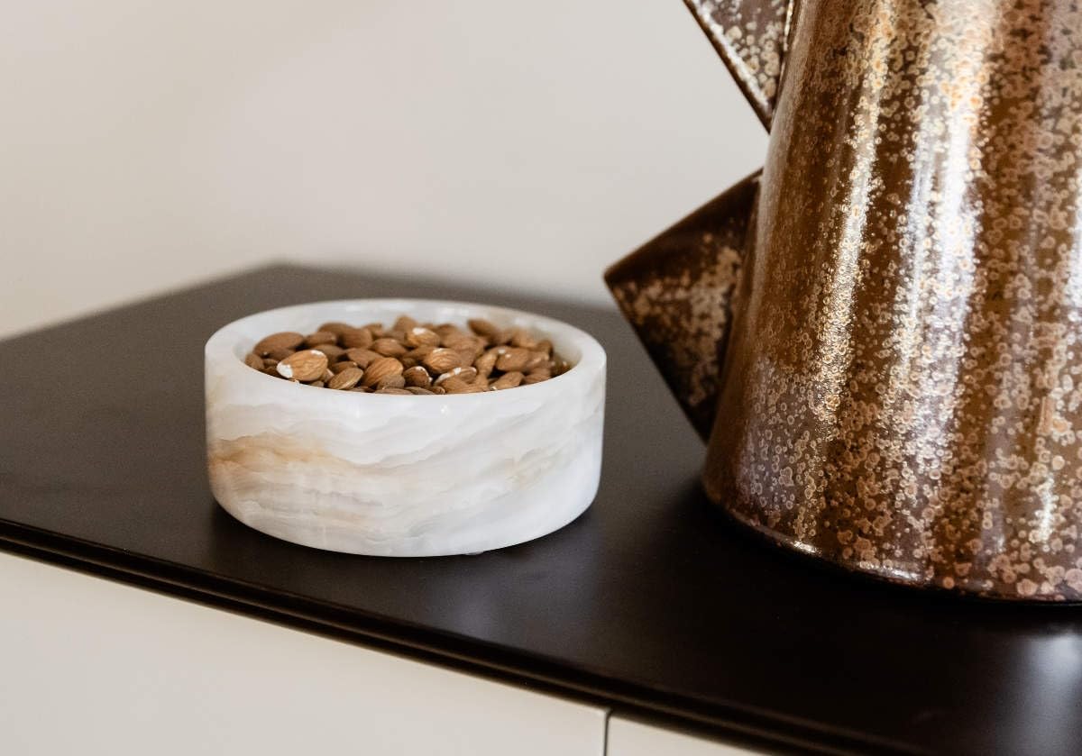 Alice Lane Angelo Bowl | White Onyx Catchall Bowl – Handcrafted Decorative Bowl for Entryway, Vanity, or Coffee Table – Modern Onyx Candy Dish & Trinket Dish