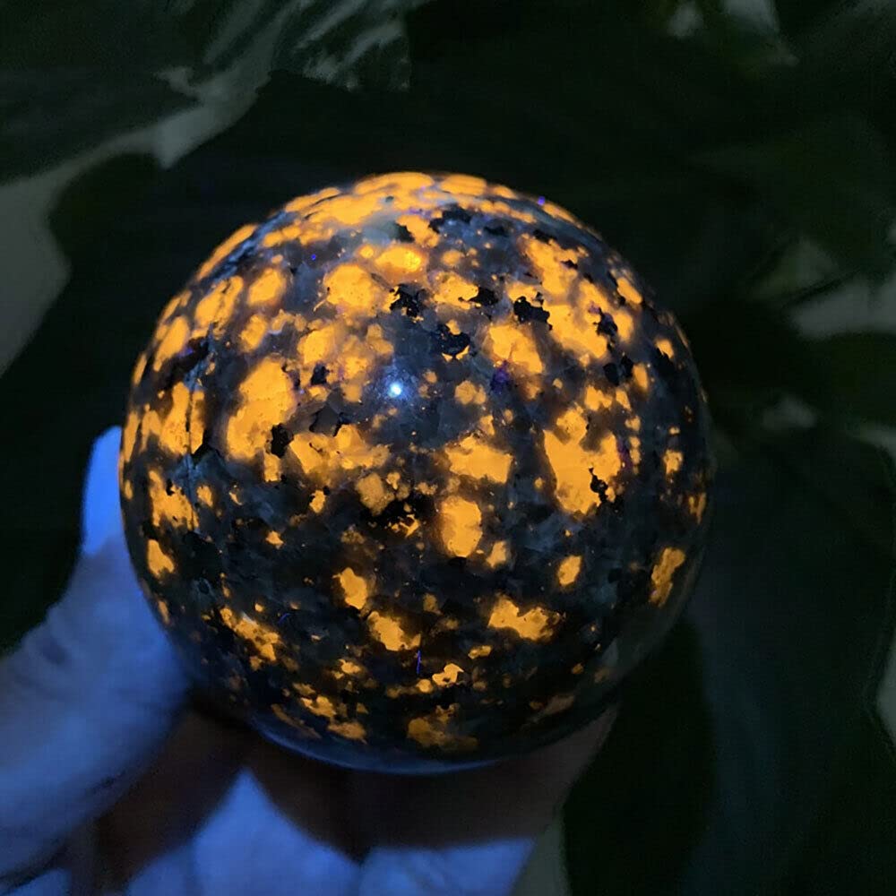 1PC Natural Stone Yooperlite Crystal Ball Powerful Chakra Energy Crystals Stones Sphere Spiritual 50mm