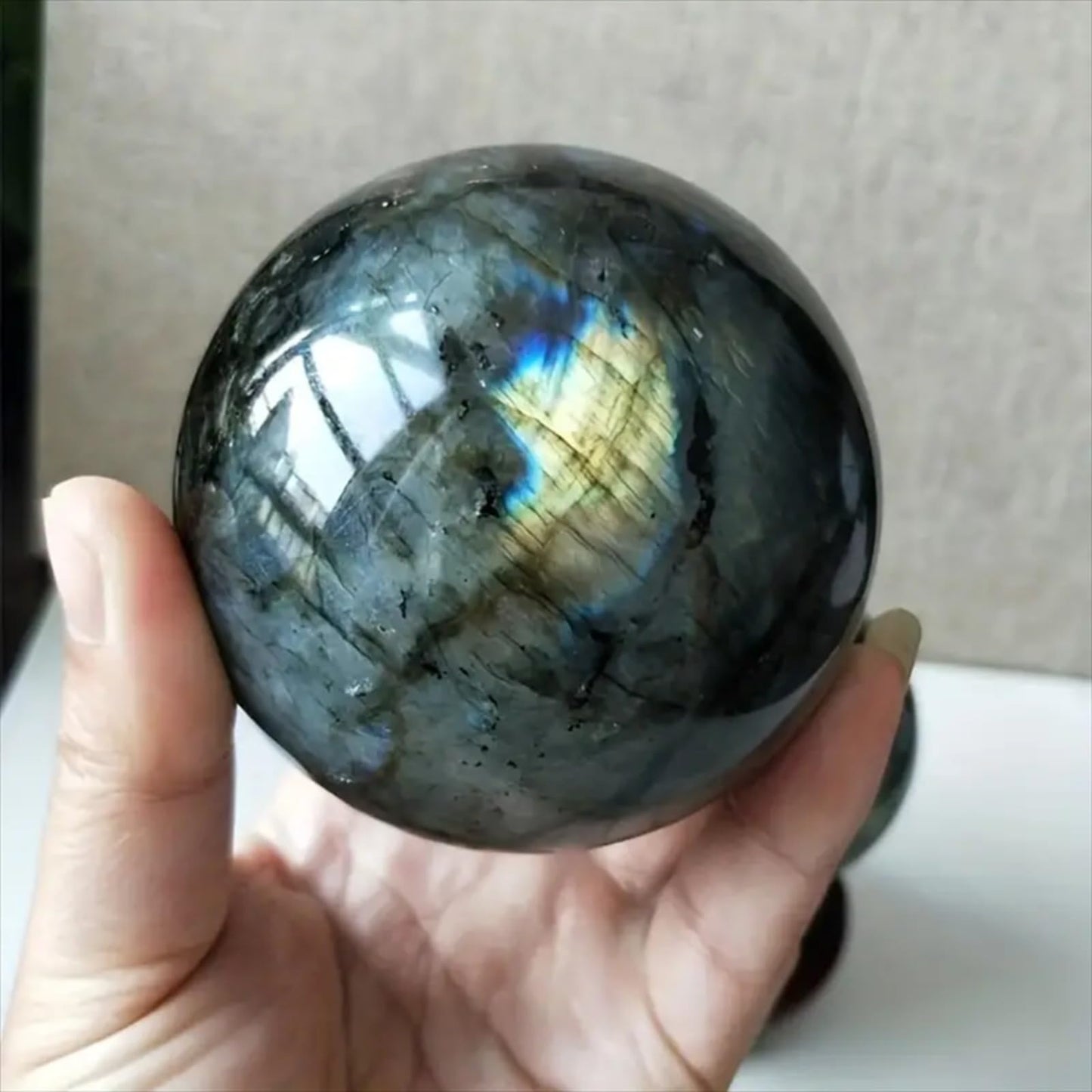 YOUNAIERZX Natural Labradorite Crystal Sphere