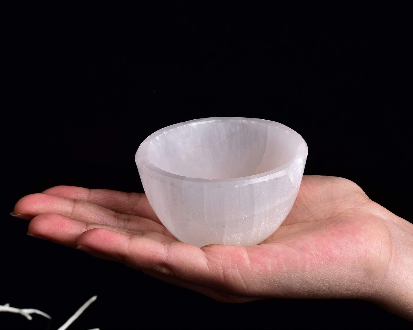 AMOYSTONE 3.3" Small Selenite Bowl Hand Carved,Moroccan Selenite Decorative Bowl Charge Crystal Dish for Healing,Storage,Housewarming Gift