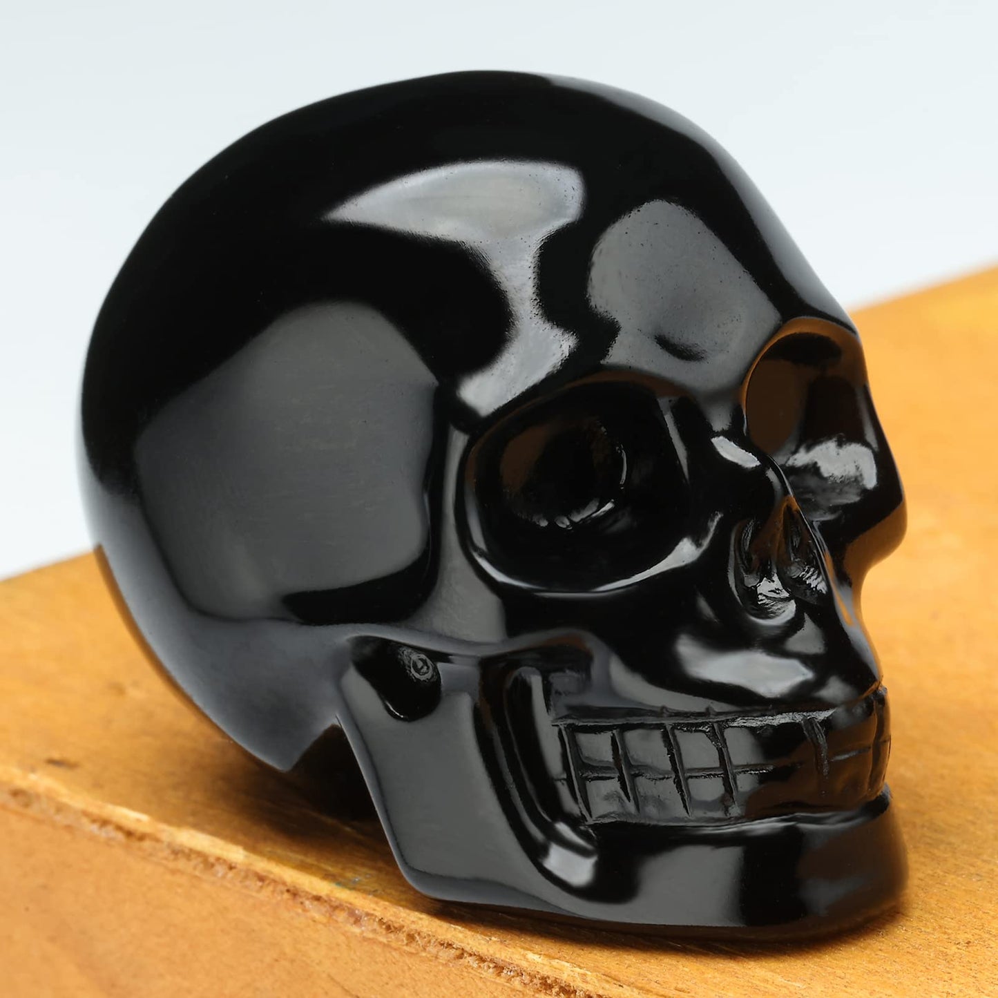 Bmuafry 2''Natural Black Obsidian Crystal Skull Head Hand Carved Reiki Healing Stone Statue Healing Home Office Art Room Decoration
