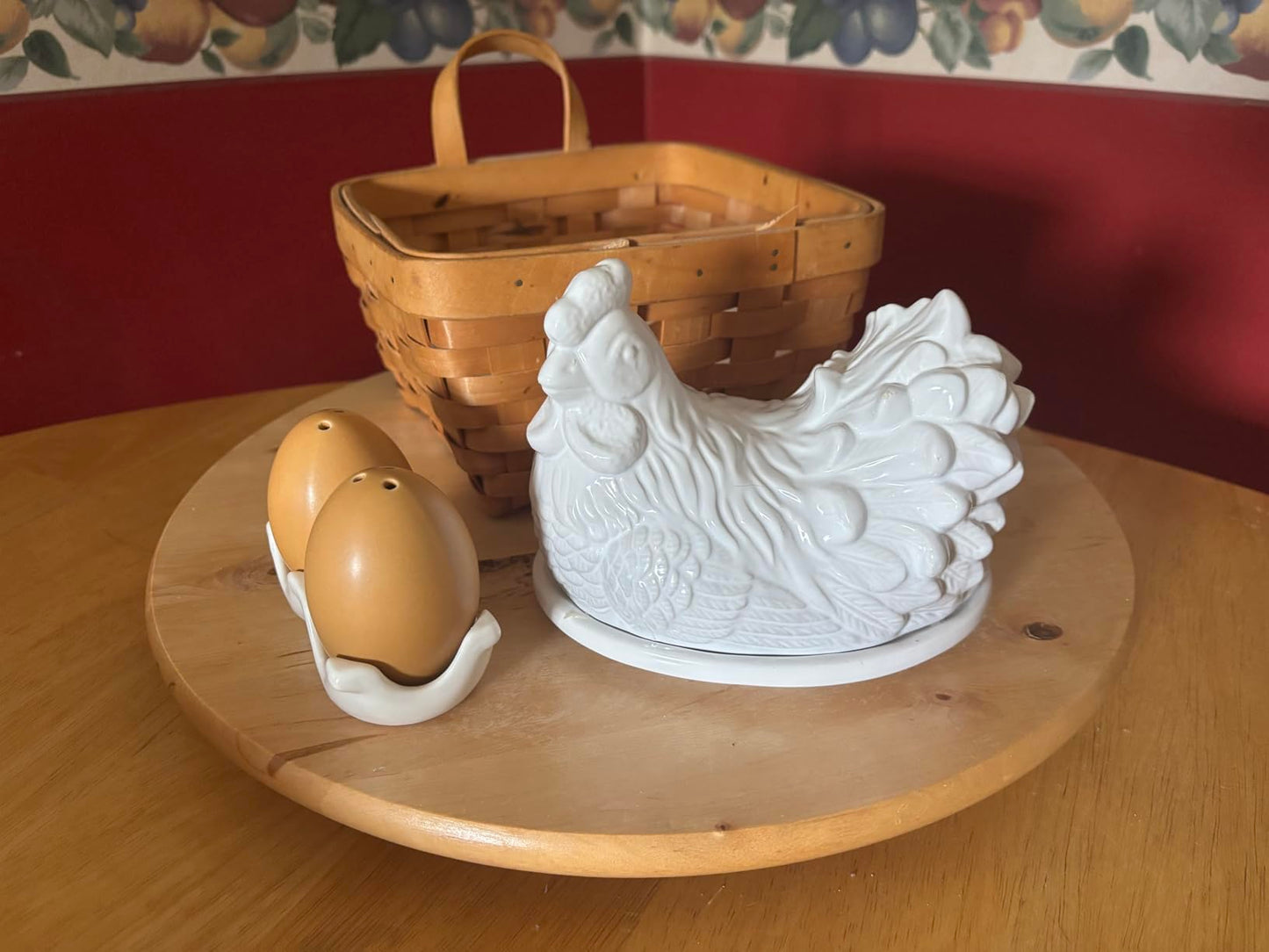 Salt and Pepper Shakers,Novelty Egg Shaped Ceramic Set,Combined Kitchen Decor and Table Setting