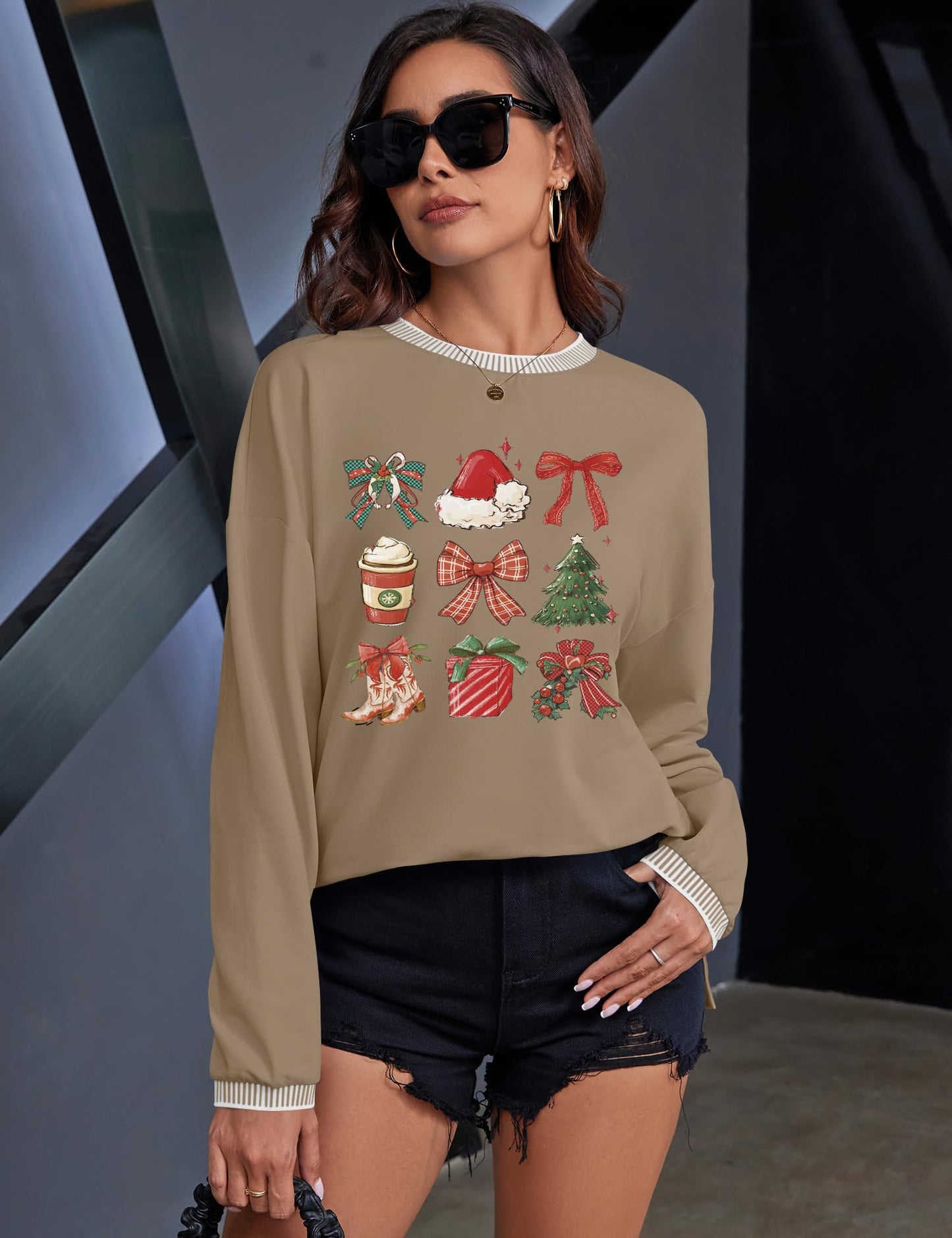 AKEWEI Women's Crew Neck Fashion Hoodies & Sweatshirts Drop Shoulder Long Sleeve Shirts Tunics Casual Christmas Print,L