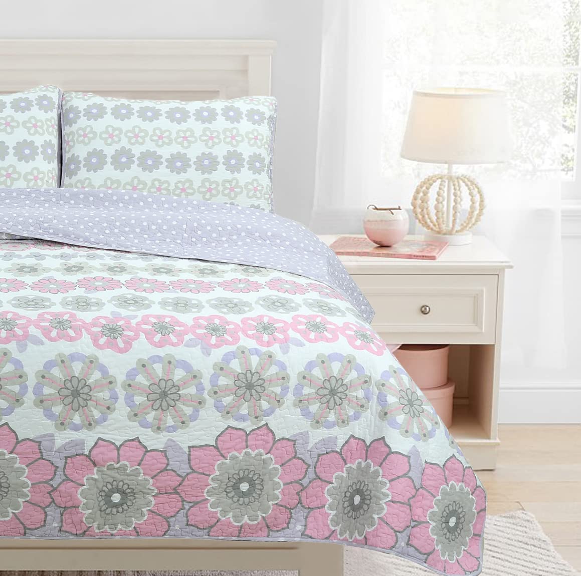 Cozy Line Home Fashions Light Purple Lavender Pink Floral 100% Cotton Reversible Quilt Bedding Set, Bedspread, Coverlet for Girls (Lilac Flower, Twin - 2 Piece)