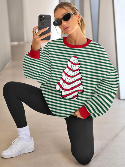 MAXIMGR Christmas Sweatshirts for Women Christmas Tree Graphic Sweatshirt Merry Christmas Shirts Xmas Holiday Pullover Tops Red
