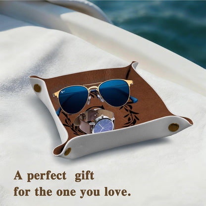 Dilemat Gifts for Men Initial Valet Tray,Personalized Gifts for Dad Husband Boyfriend Grandpa,Nightstand Desk Accessories PU Leather Tray Organizer for Birthday Christmas Ideas (C)
