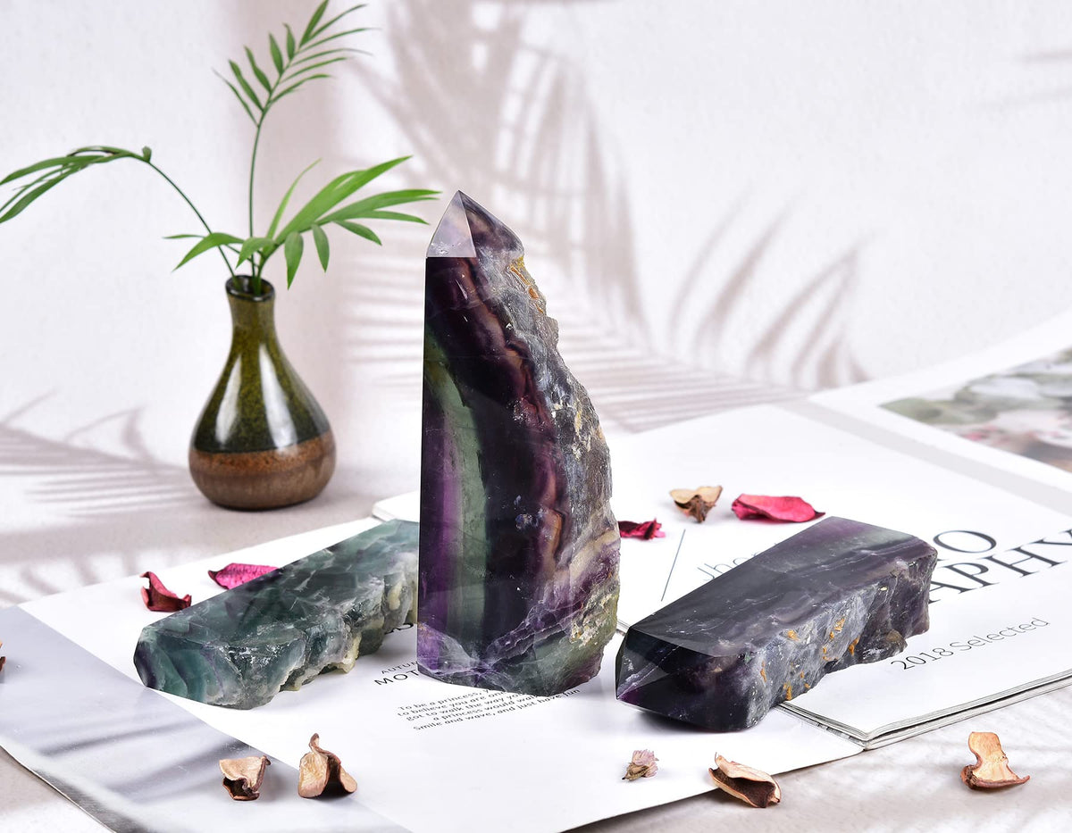 AMOYSTONE Natural Fluorite Crystal Stone Wand Obelisk Large Tower Slab Pointed Wand Block Green-Purple, Irregular Texture 1.7-2 LBS, Home Décor