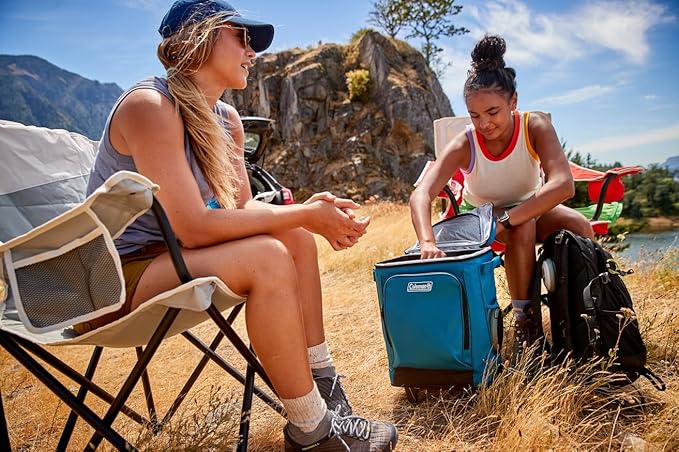 Coleman Big-N-Tall Camping Chair with Cup Holder & Side Pocket, Water-Resistant XL Outdoor Seat Supports up to 600 lbs, Great for Camping, Tailgating, Firepits, Patio, & More