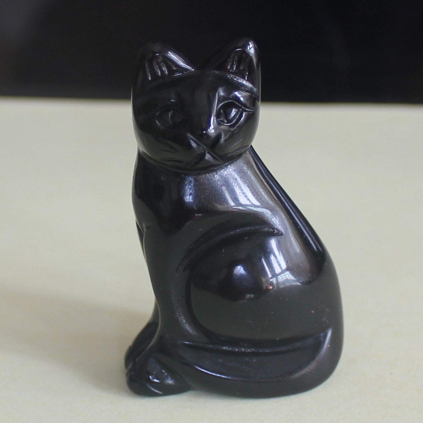 Carved Black Obsidian Crystal cat Figurine Animal Statue (Black Obsidian)