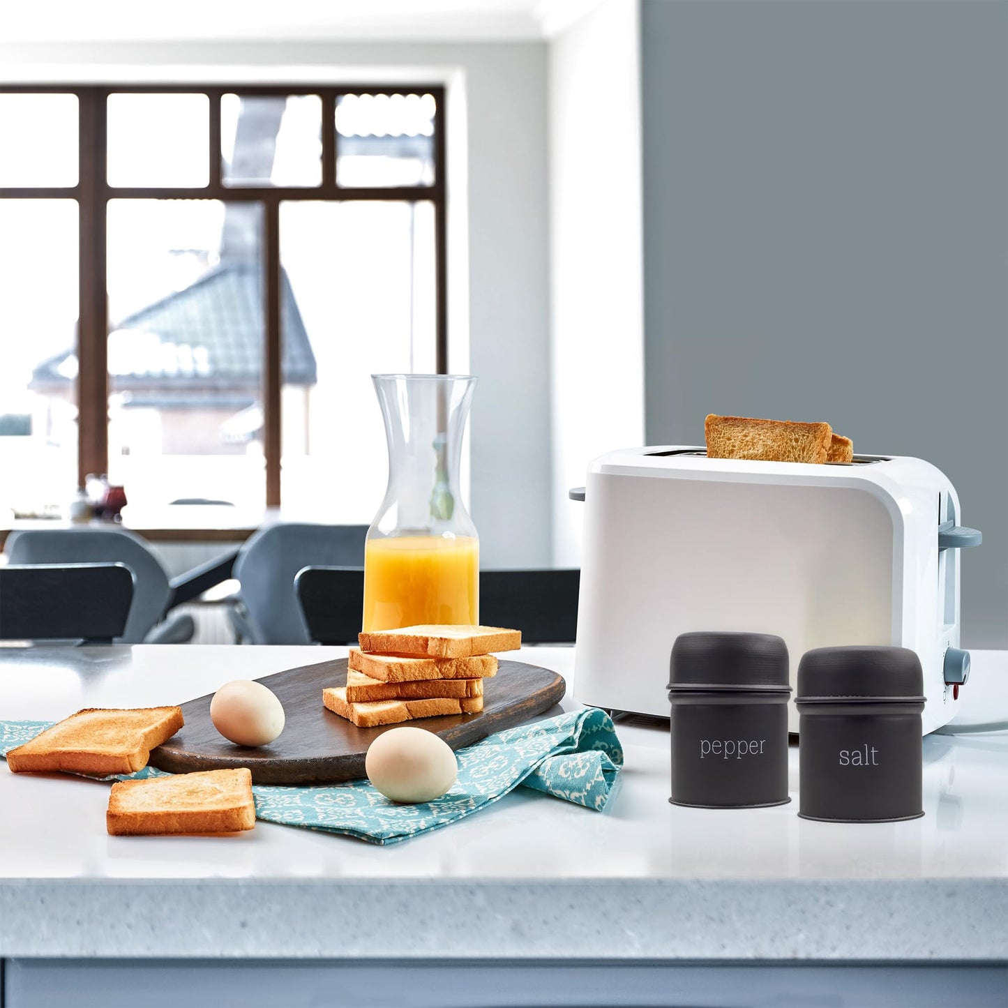 AuldHome Design Salt and Pepper Shaker Set (Black); Contemporary Modern Farmhouse Retro Enamel Style Shaker Set