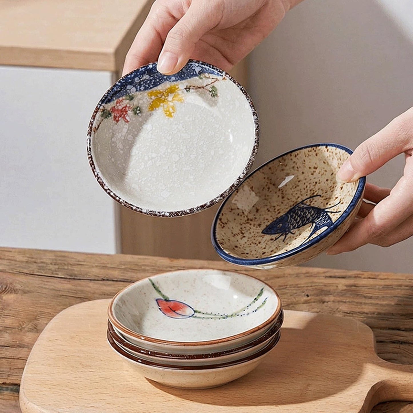 GXIQYL 6PCS Sauce Dish, Ceramic Dipping Sauce Bowls,Small Bowl,Soy Sauce Dish Dipping Sauce Bowl,Sauce Plates Tiny Bowls for Condiments Sushi Dishes Soy Sauces Ketchup Snack Side Dishes Set of 6