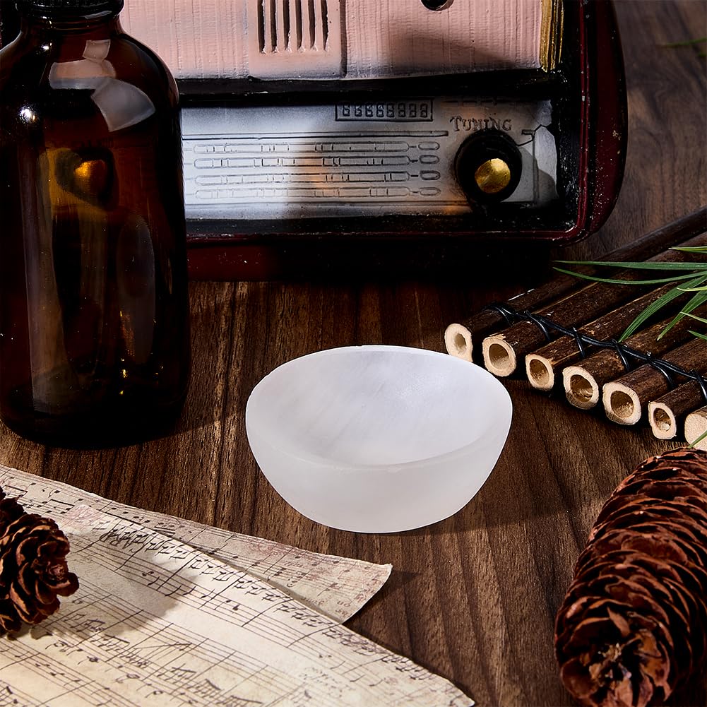 SUPERFINDINGS Selenite Crystal Smudge Bowl 2.3-2.4 Inch Ghost White Round Crytal Reiki Gemstone Holder Bowl for Cleansing Smudging Decoration Gifts