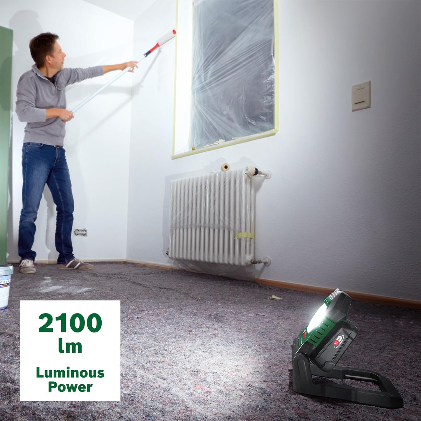 Bosch Cordless LED Worklight/Construction Site Lamp/Portable Floodlight UniversalWorkLight 18V-2100 (Max. 2100 Lumen, 3 Brightness Setting, 10-Step Foldable Head; Without Battery)