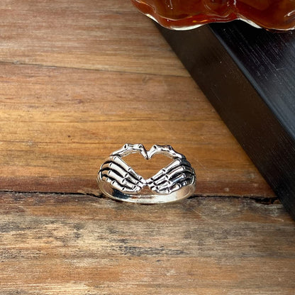 FORUBUS Retro Skull Hand Heart Ring Gothic Style Love Heart Gesture Skeleton Hand Ring for Rock Biker Halloween Trick Costume Jewelry-8