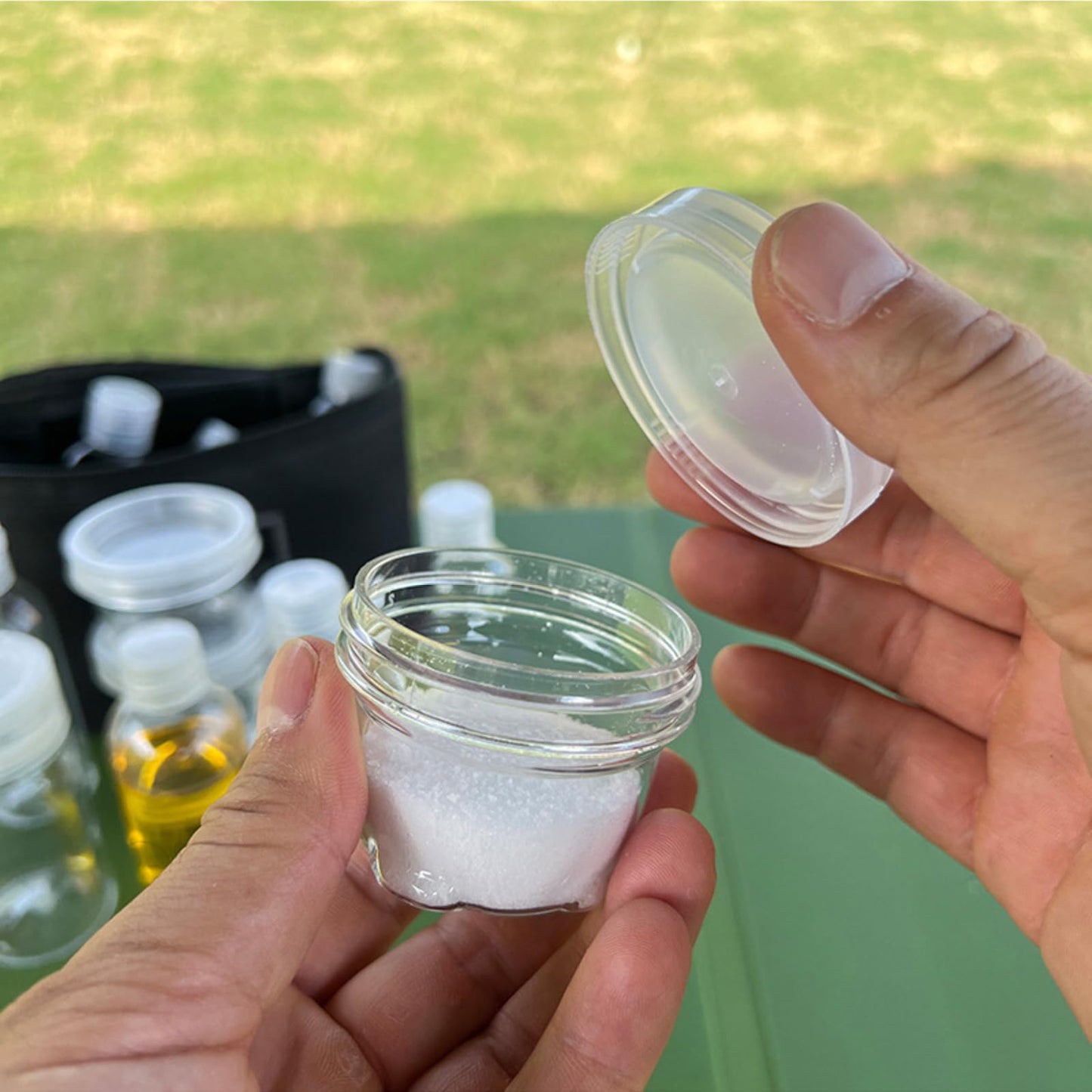 Joyeee Travel Spice Bottle Kit, Camping Portable Compact Sauce Containers with 9 Seasoning Bottles Jar for Salt Sugar Dry Herb Spice, Great for Home or Outdoor Use