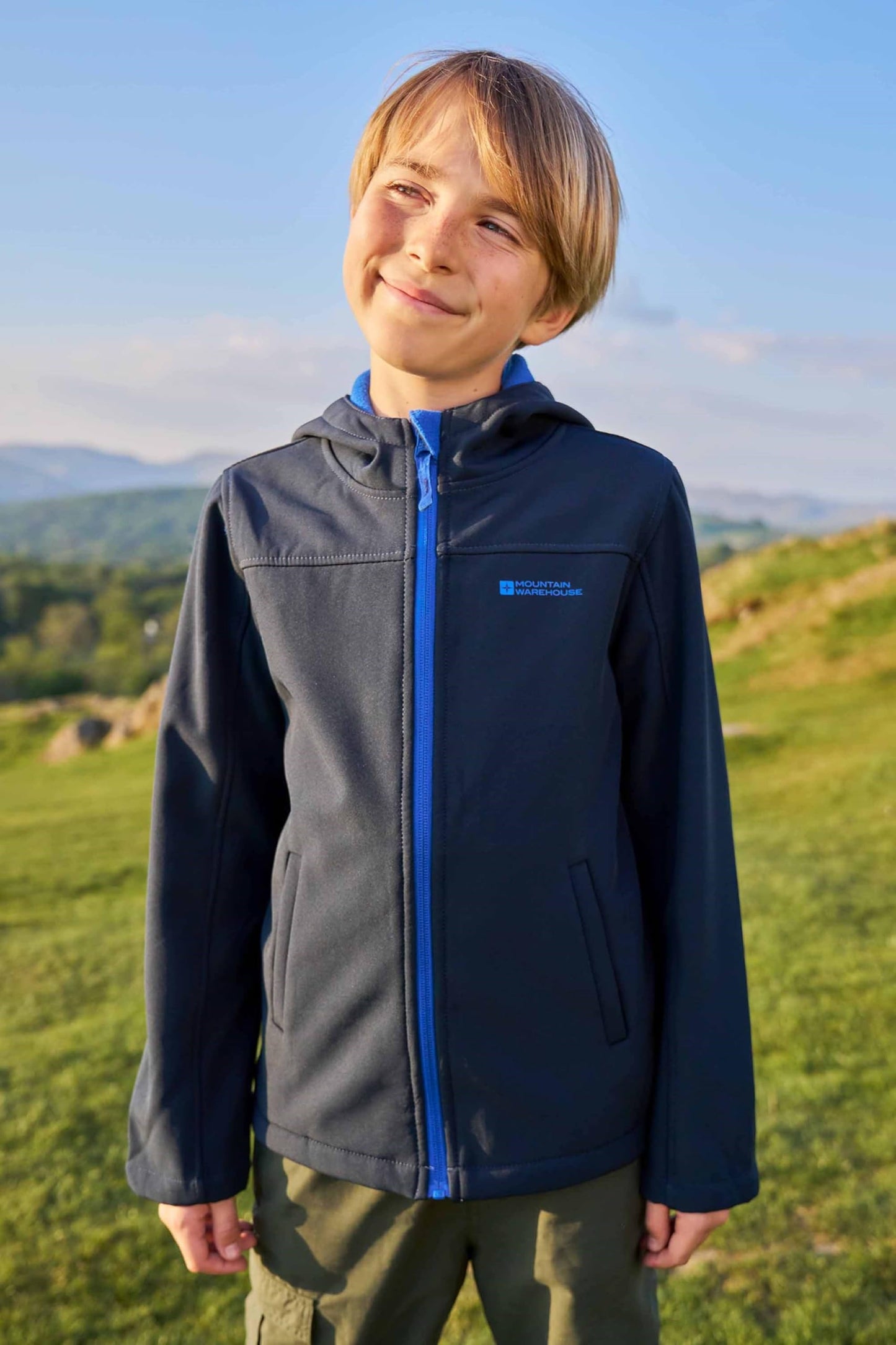 Mountain Warehouse Exodus Kids Softshell Jacket - Breathable, Wind & Water Resistant, Fleece Lined Coat for Boys & Girls - For Autumn, Winter, Hiking & Outdoors Navy Kids Size 11-12 Years