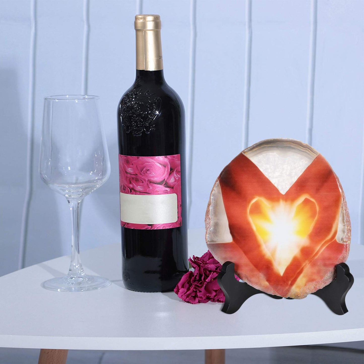 mookaitedecor Natural Agate Slice Art Print Heart Gesture Table Display with Wooden Stand, Irregular Agate Geode Stone Figurine for Office & Home Decoration