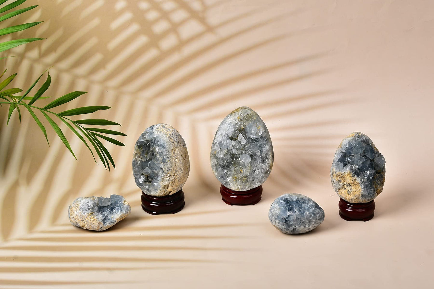 AMOYSTONE Egg-Shape Gemstones Healing Crystals Blue Celestite Cluster Geode Egg 2.5-3", for Healing Reiki Home Decors, Easter Egg